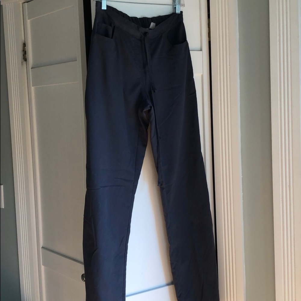 Scrub pants